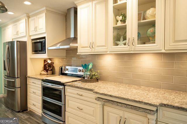 122 Colonial Court, Lagrange, GA 30240