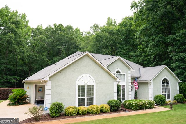 122 Colonial Court, Lagrange, GA 30240