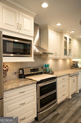 122 Colonial Court, Lagrange, GA 30240