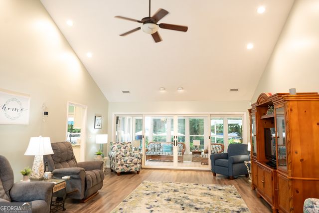 122 Colonial Court, Lagrange, GA 30240