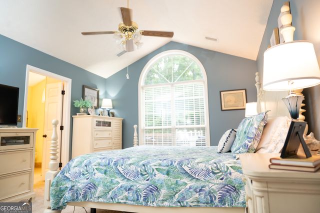 122 Colonial Court, Lagrange, GA 30240