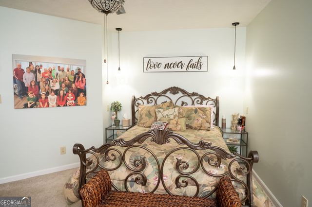 122 Colonial Court, Lagrange, GA 30240