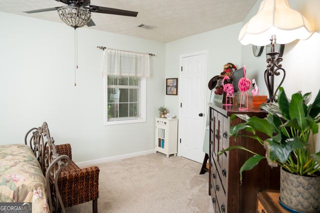 122 Colonial Court, Lagrange, GA 30240
