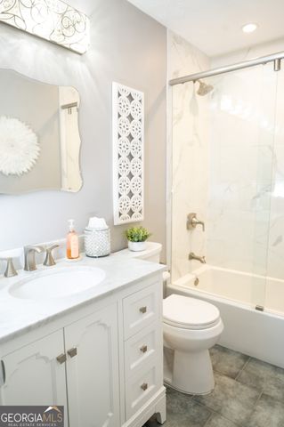 122 Colonial Court, Lagrange, GA 30240