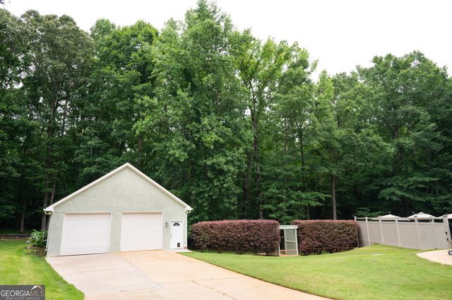 122 Colonial Court, Lagrange, GA 30240
