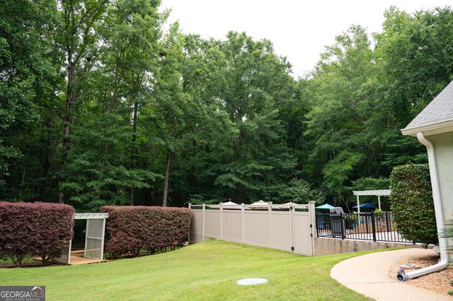 122 Colonial Court, Lagrange, GA 30240