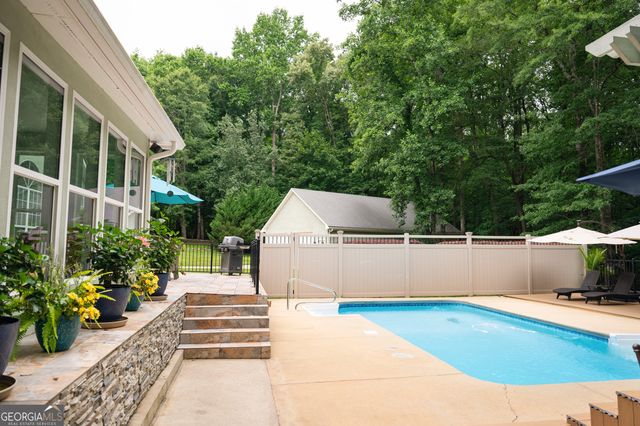 122 Colonial Court, Lagrange, GA 30240