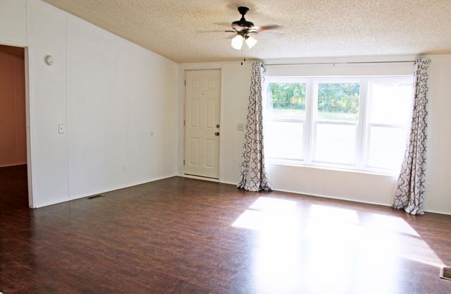 3288 State Hwy 1003, Somerset, KY 42501