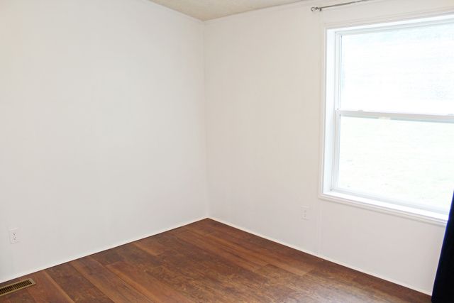 3288 State Hwy 1003, Somerset, KY 42501