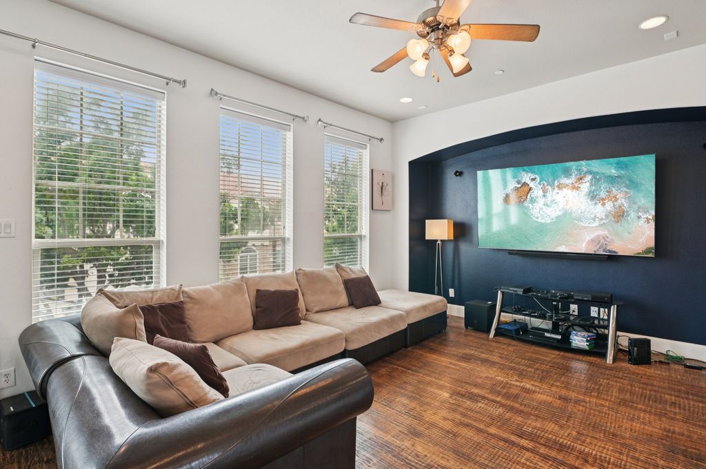 6752 Plaza Via, Irving, TX 75039