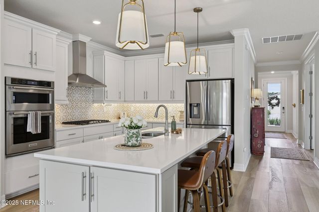 11136 TOWN VIEW Court, Jacksonville, FL 32256