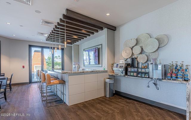 11136 TOWN VIEW Court, Jacksonville, FL 32256