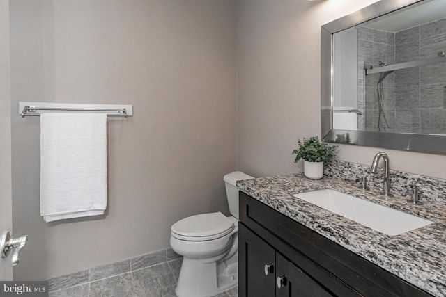 21 SLEEPY HOLLOW LN, Belle Mead, NJ 08502
