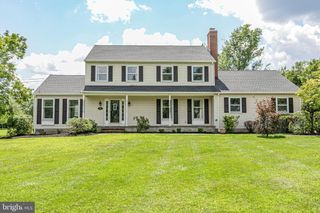 21 SLEEPY HOLLOW LN, Belle Mead, NJ 08502