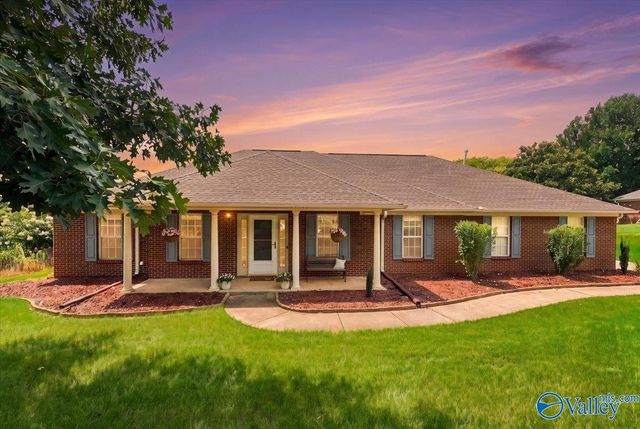 161 Waterbury Drive, Harvest, AL 35749