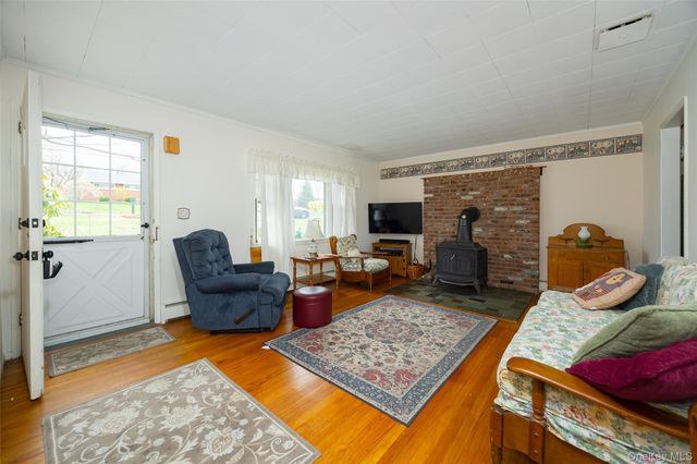 140 Cherrywood Drive, Fishkill, NY 12524