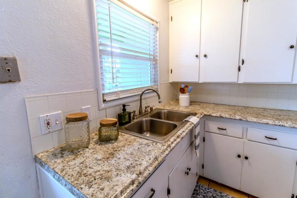 Image 10 of property listing at 111 Mayfair Drive, Salinas, CA 93905