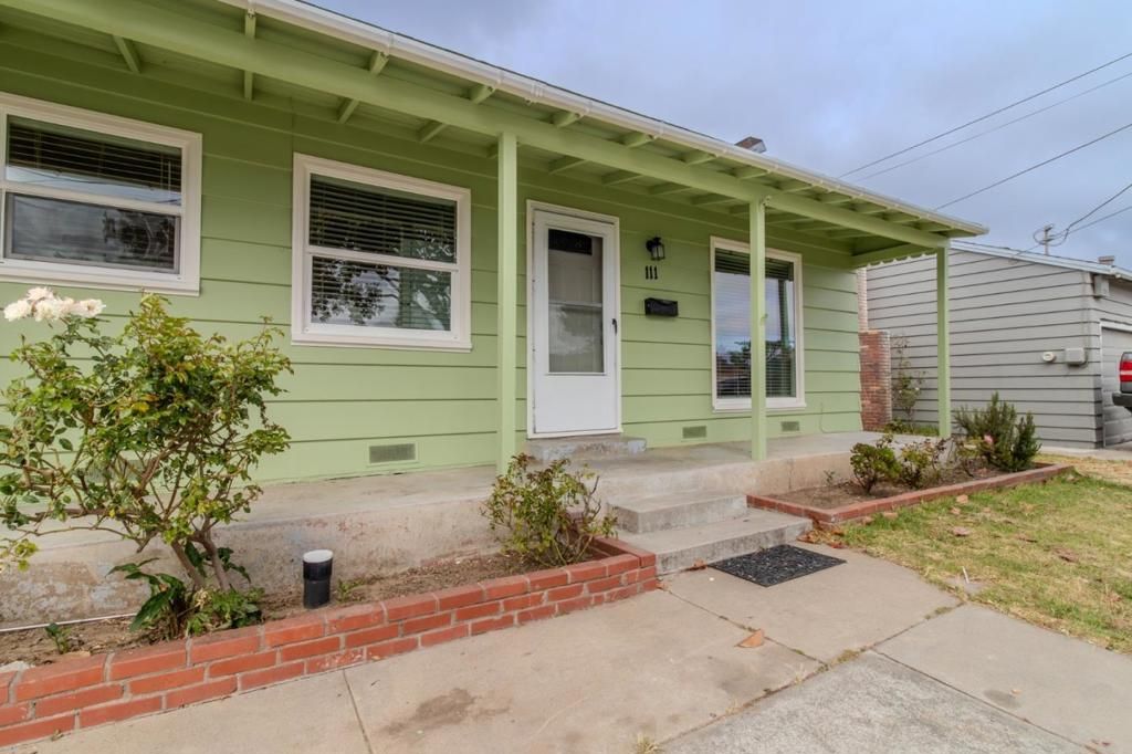 Image 2 of property listing at 111 Mayfair Drive, Salinas, CA 93905