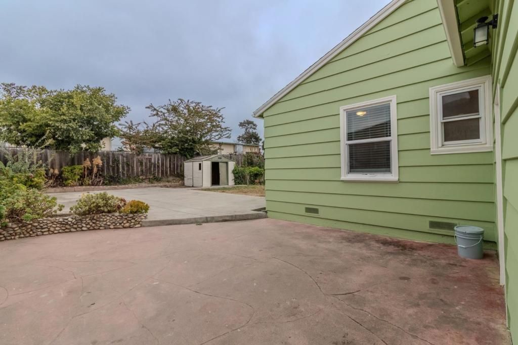 Image 23 of property listing at 111 Mayfair Drive, Salinas, CA 93905