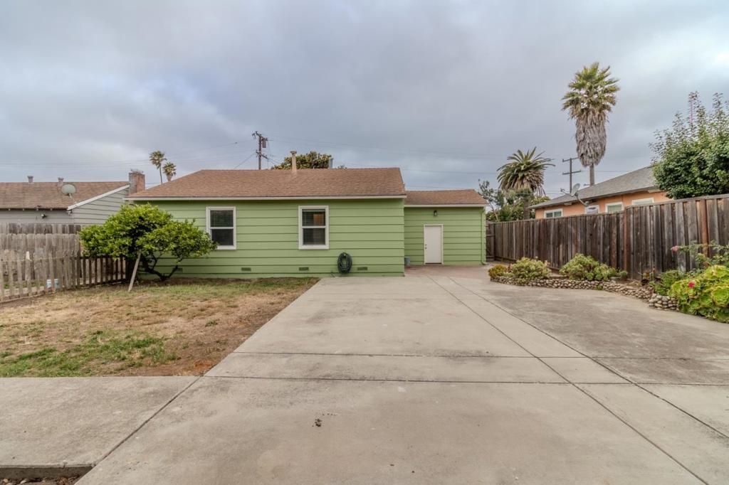 Image 29 of property listing at 111 Mayfair Drive, Salinas, CA 93905