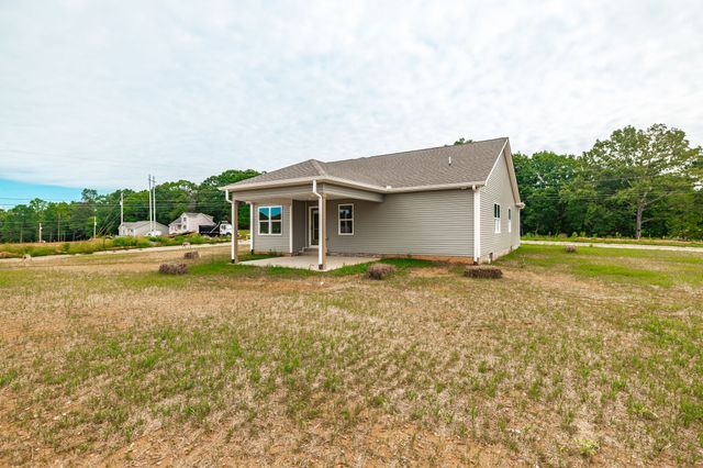 4202 Hereford Dr, Greenbrier, TN 37073