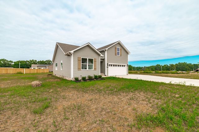 4202 Hereford Dr, Greenbrier, TN 37073