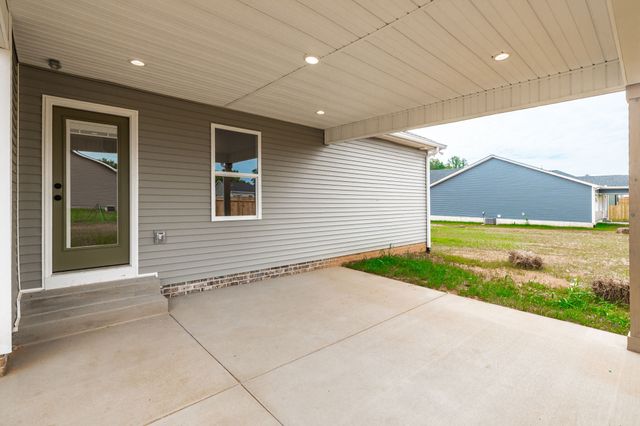 4202 Hereford Dr, Greenbrier, TN 37073