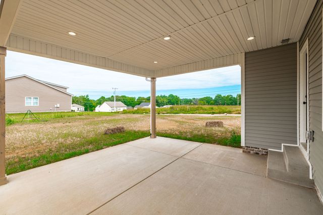 4202 Hereford Dr, Greenbrier, TN 37073