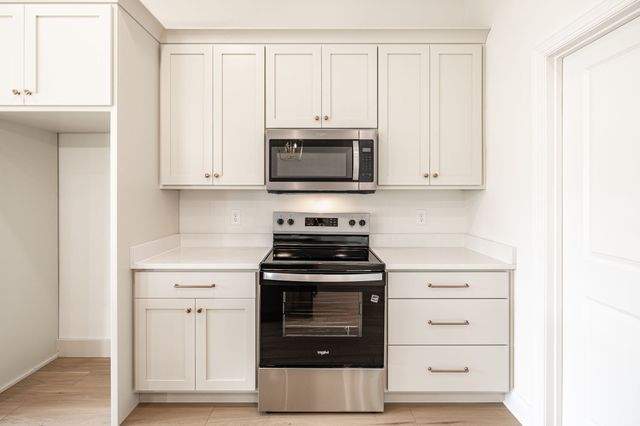 4202 Hereford Dr, Greenbrier, TN 37073