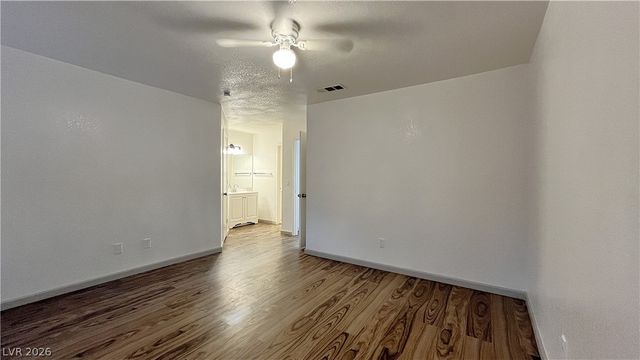 6750 Del Rey Avenue 123, Las Vegas, NV 89146