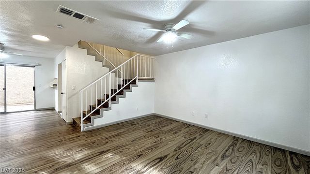 6750 Del Rey Avenue 123, Las Vegas, NV 89146