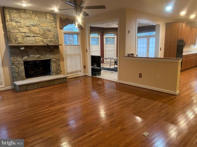 20773 ASHBURN STATION PL, Ashburn, VA 20147