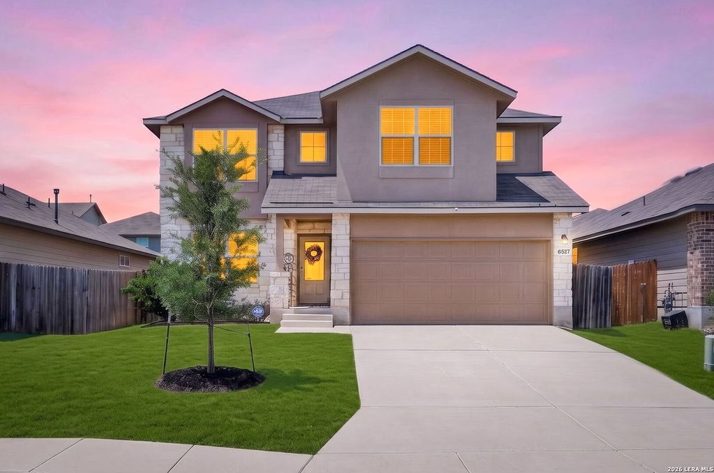 6527 Hoffman Pln, San Antonio, TX 78252
