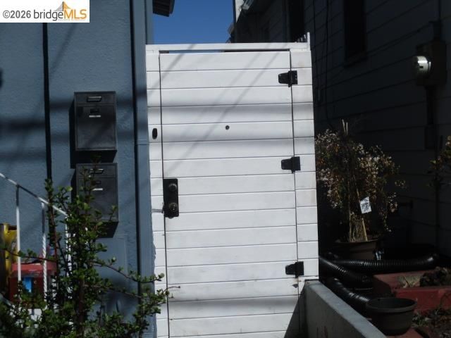 964 57Th St, Oakland, CA 94608