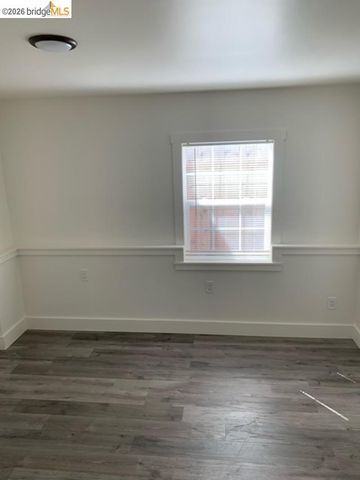 964 57Th St, Oakland, CA 94608