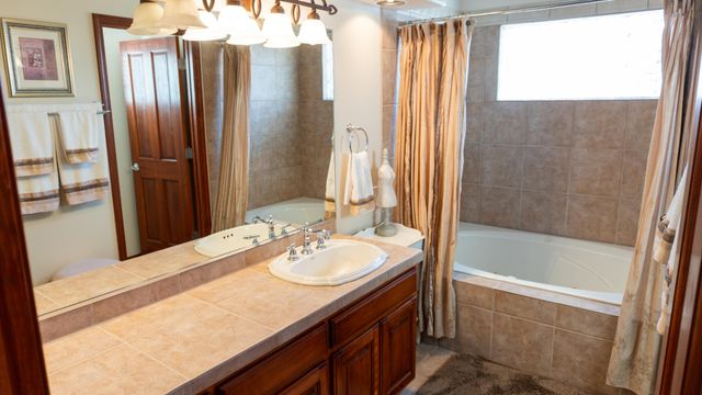 13208 VELMA Court NE, Albuquerque, NM 87112