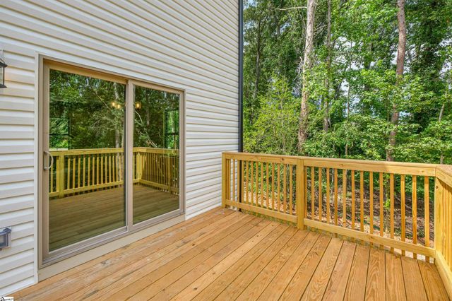 136 S Church Street, Duncan, SC 29334