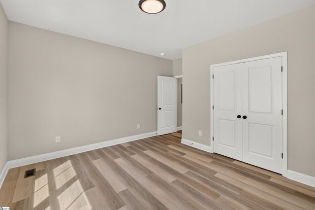 136 S Church Street, Duncan, SC 29334