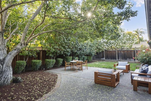 366 Alexander Avenue, Redwood City, CA 94061