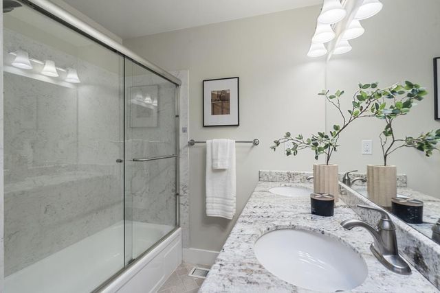 366 Alexander Avenue, Redwood City, CA 94061