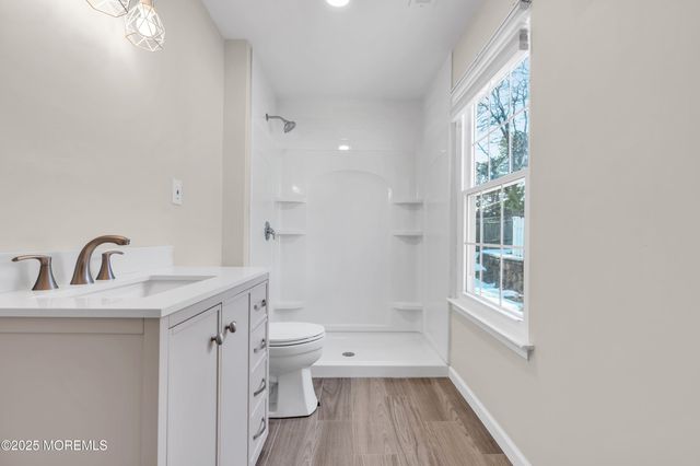 5 Buxton Court, Barnegat, NJ 08005