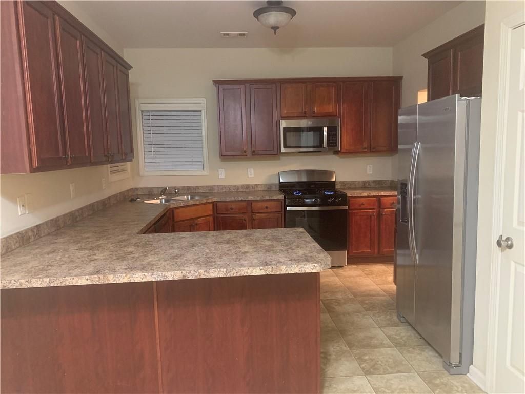 2560 Freemont Street, Snellville, GA 30078