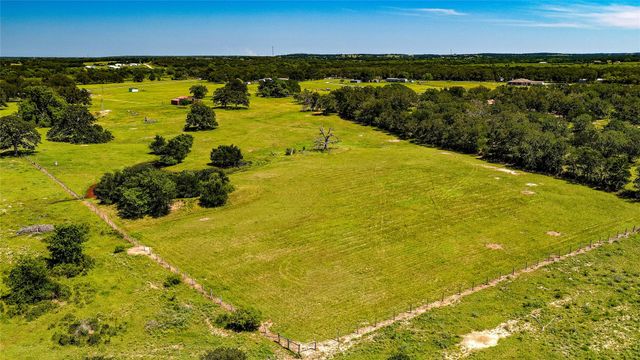 2234 County Road 434 LOOP, Rockdale, TX 76567