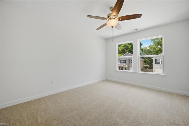 3010 Smithfield Rd, Portsmouth, VA 23702