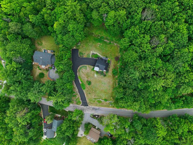 20 Alpine Meadows Road, Wolfeboro, NH 03894
