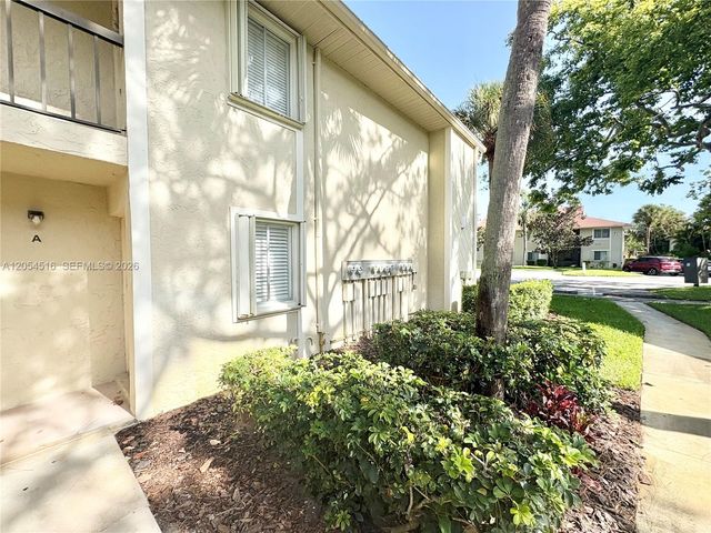 6508 Chasewood Drive A, Jupiter, FL 33458