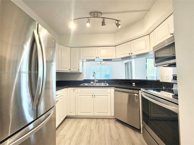 6508 Chasewood Drive A, Jupiter, FL 33458