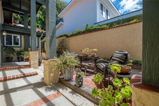 29126 Warnick Road, Rancho Palos Verdes, CA 90275