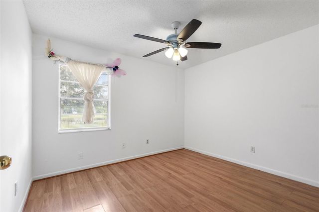 17635 MEADOWBRIDGE DRIVE, Lutz, FL 33549