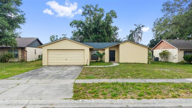 17635 MEADOWBRIDGE DRIVE, Lutz, FL 33549